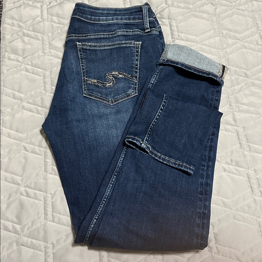 🇨🇦Sz 29/29⭐️ Like New Silver Crop Boyfriend Jeans.  31” Uncuffed
